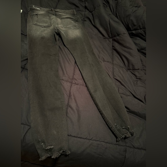 🖤here we go again distressed skinny jeans🖤 - Picture 11 of 13
